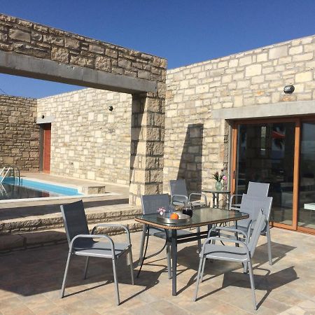 Villa Ypsilon Karotí المظهر الخارجي الصورة