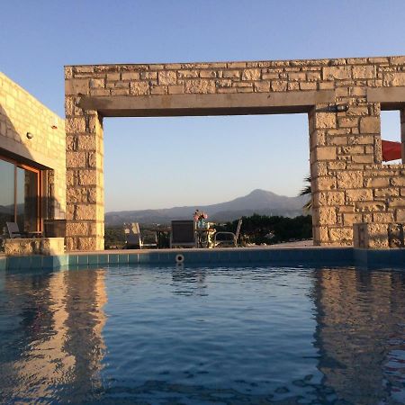 Villa Ypsilon Karotí المظهر الخارجي الصورة
