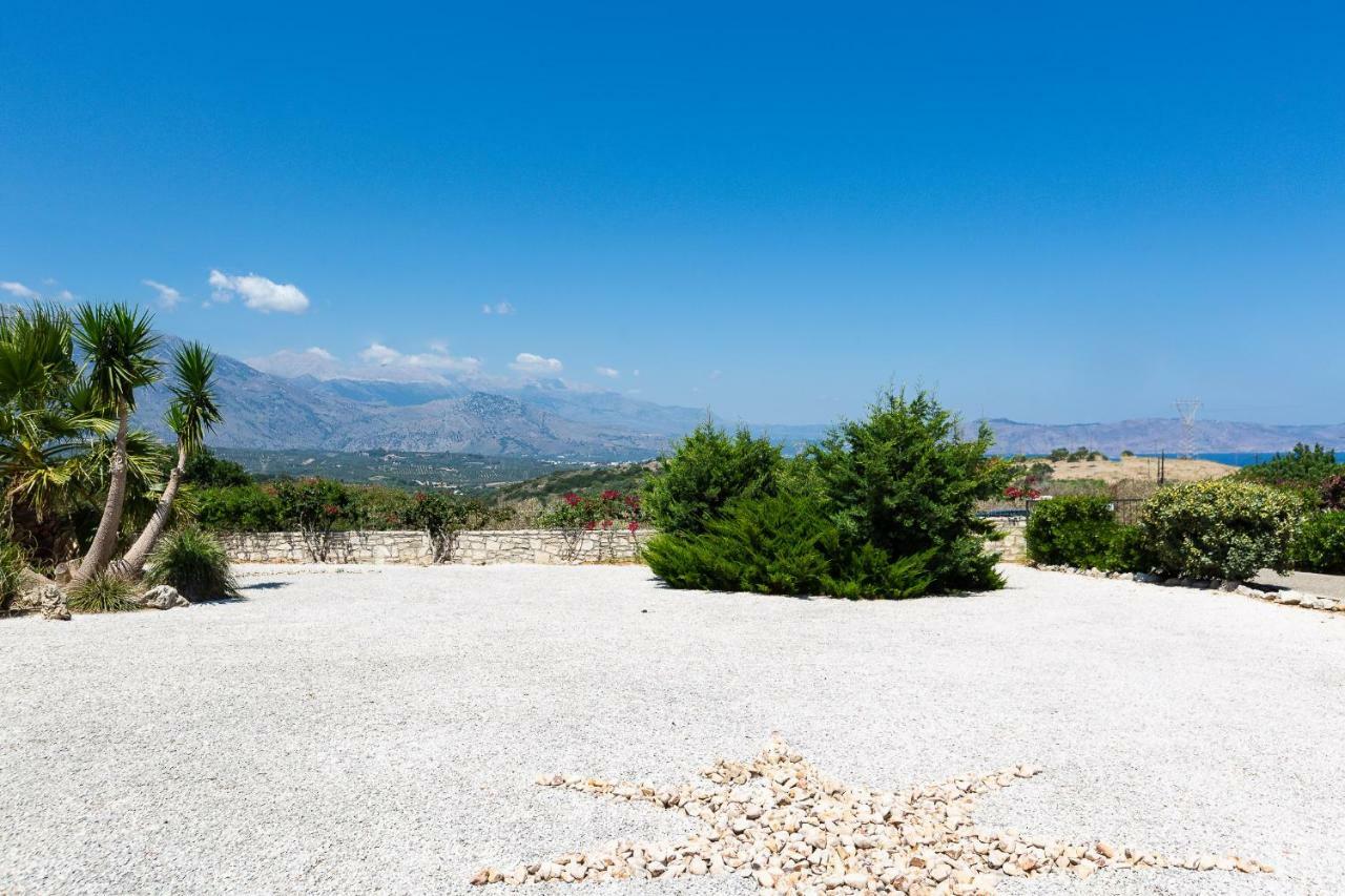 Villa Ypsilon Karotí المظهر الخارجي الصورة