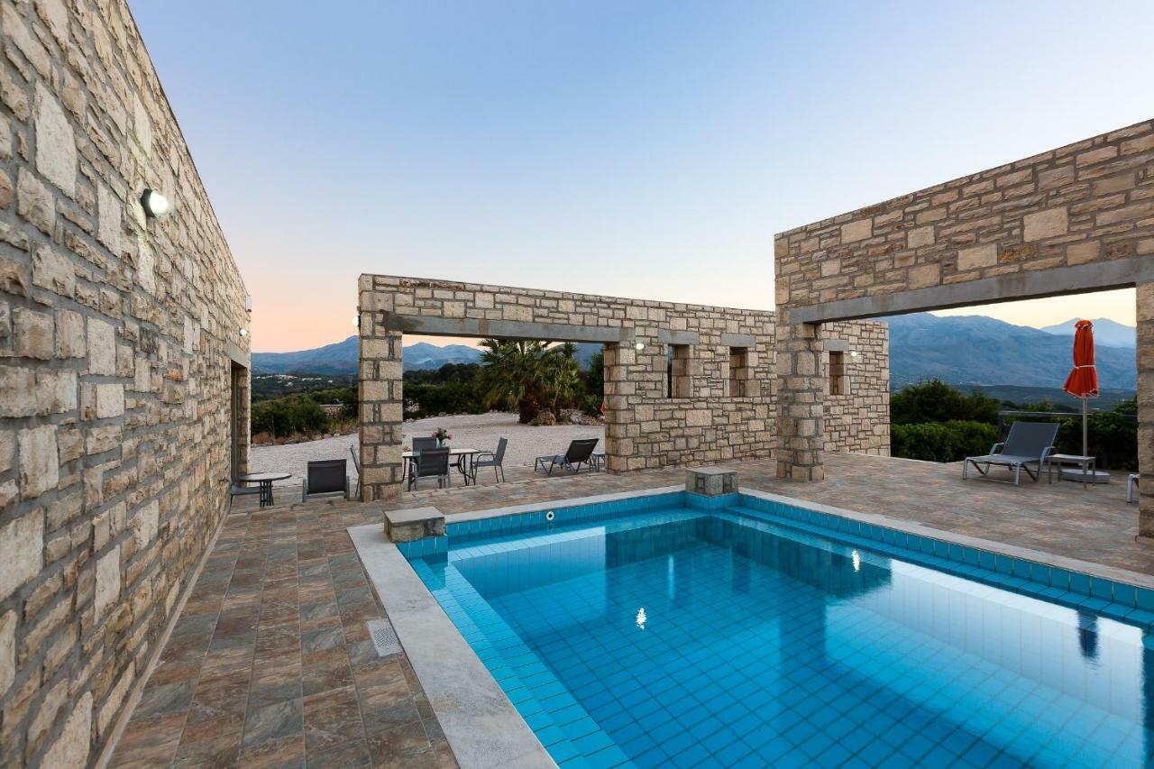 Villa Ypsilon Karotí المظهر الخارجي الصورة