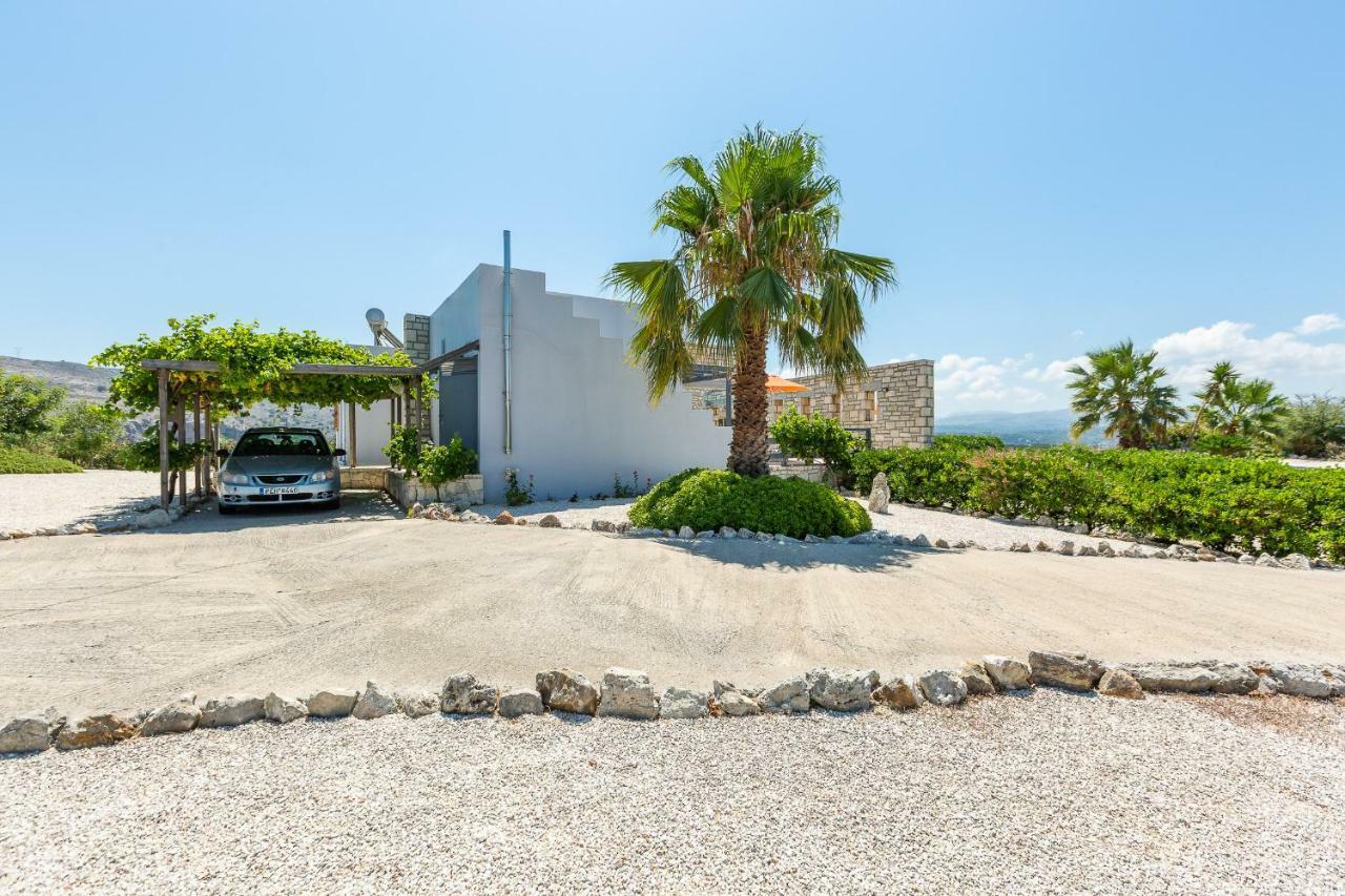 Villa Ypsilon Karotí المظهر الخارجي الصورة