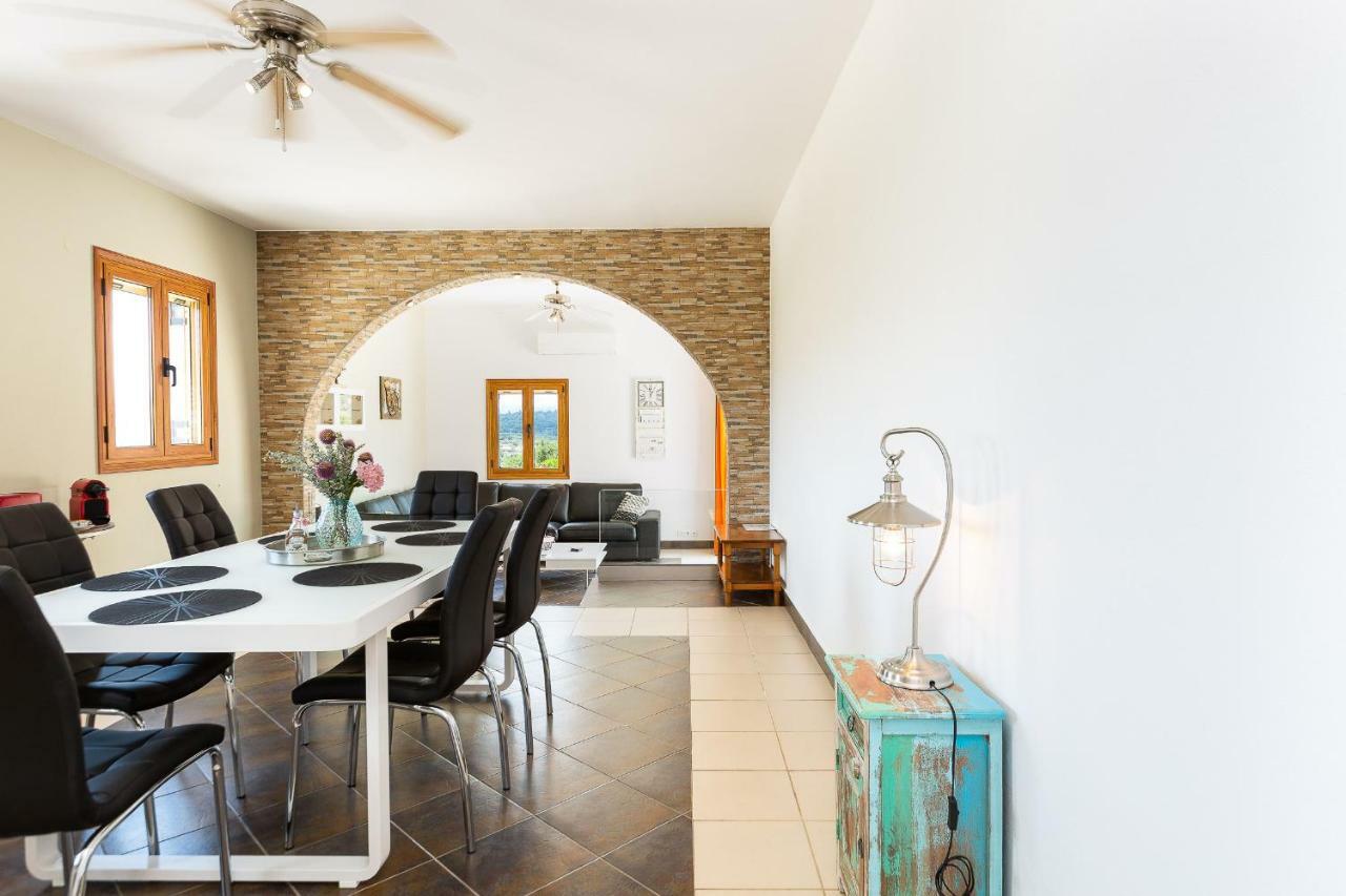 Villa Ypsilon Karotí المظهر الخارجي الصورة
